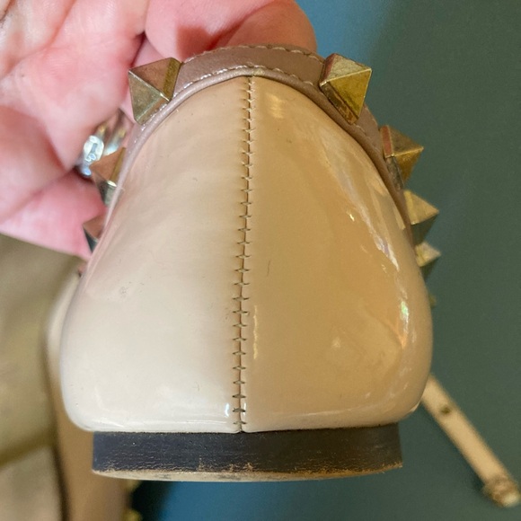 Valentino size 38 Rockstud flats in excellent condition - Picture 5 of 8